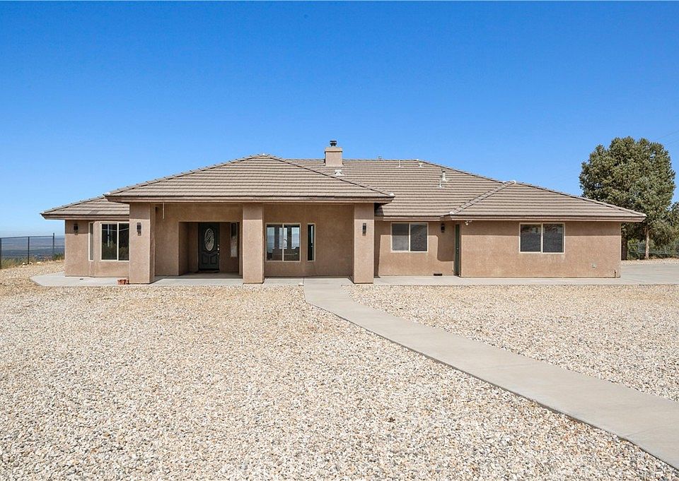9050 Ponderosa Rd, Pinon Hills, CA 92372 Zillow