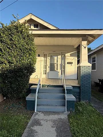 Building Photo - 628 N Olympia St