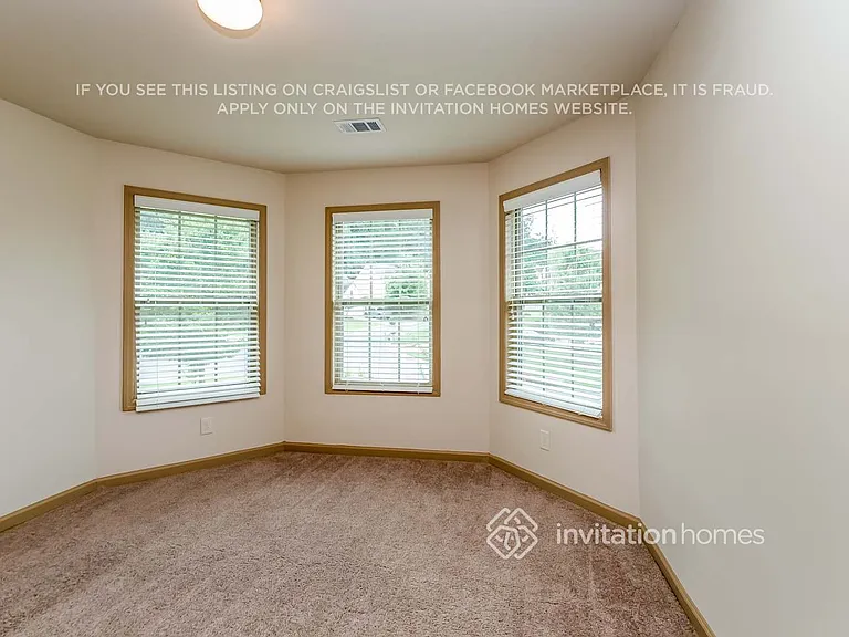 3690 Falling Leaf Ln — Photo 2