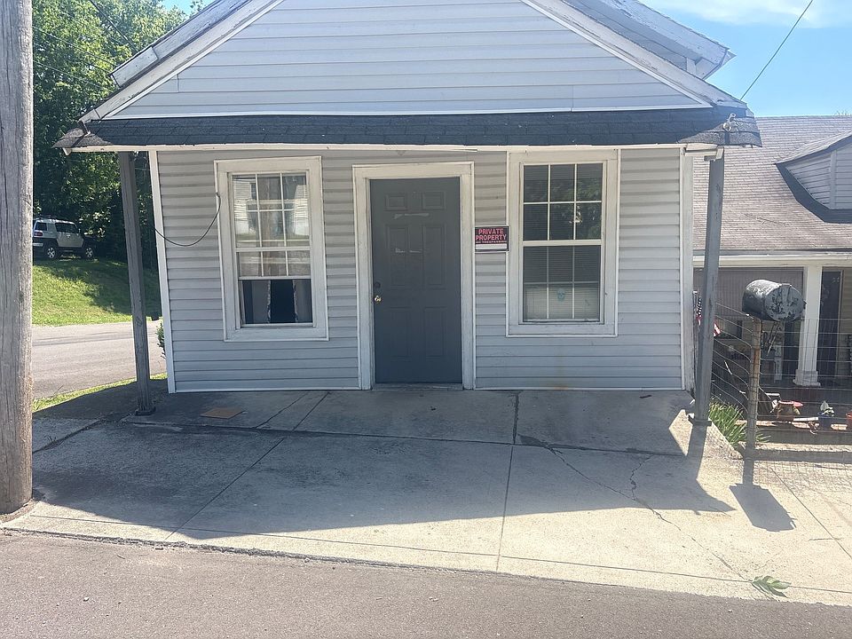 1st image of 1401A S Main St