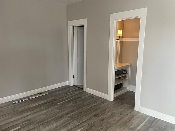 5th image of 3921 E Livingston Dr APT 1