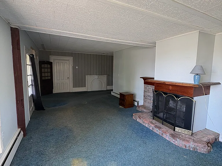 261 Akin Rd — Photo 10