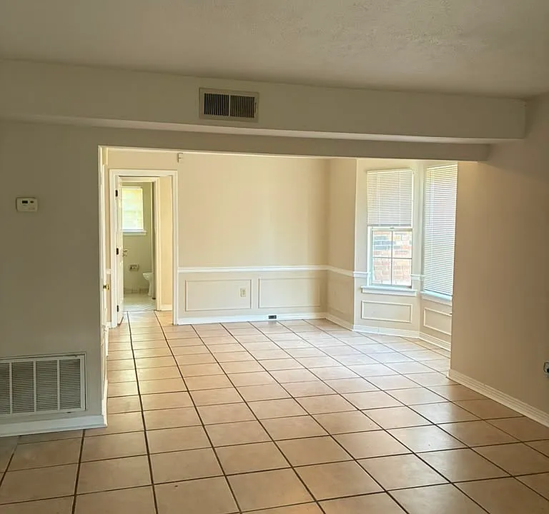 2402 Jamestown Way