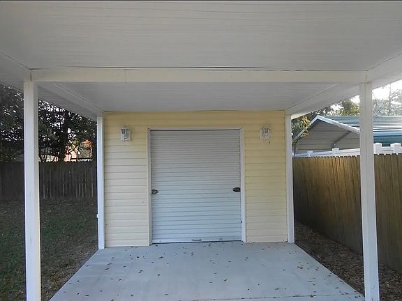 3rd image of 1402 Vance Dr
