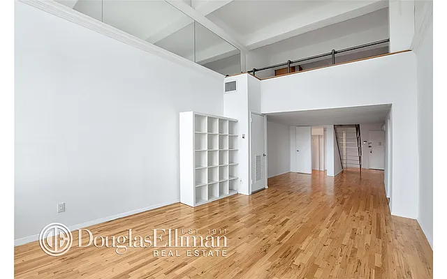 Rented by Douglas Elliman | media 20