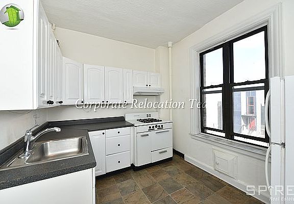 4th image of 32-32 34th St #11