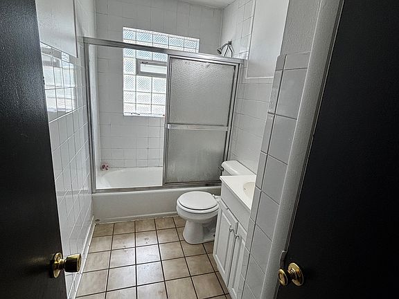 5th image of 4011 W Morgan Ave #1