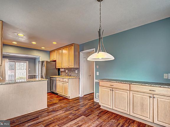 4th image of 14315 Barkwood Dr