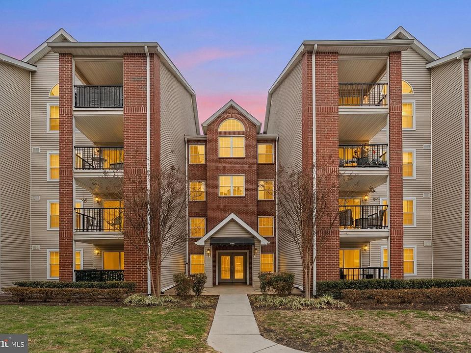 1st image of 3307 Wyndham Cir APT 1160