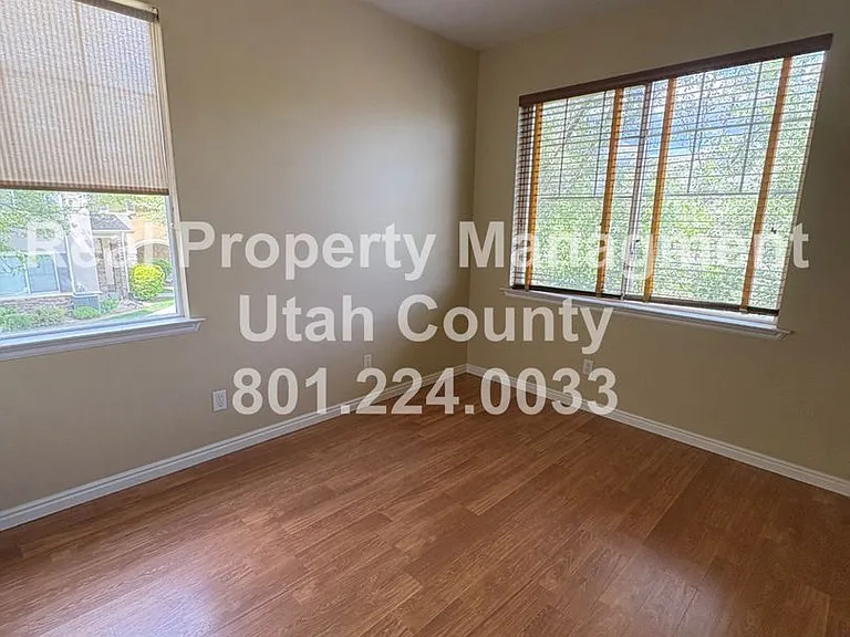 1492 W 50 N — Photo 6