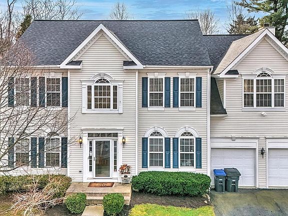 2nd image of 17239 Greenwood Dr