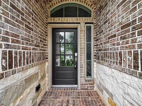 3rd image of 4539 Hazel Bay Ct