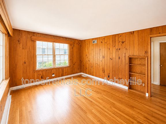 4th image of 127 Aurora Dr