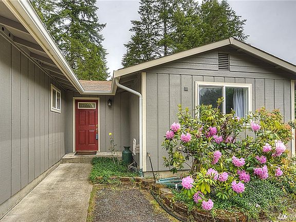 2nd image of 50 E Larch Pl