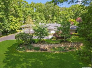 8 Westbourne Ln, Melville, NY 11747