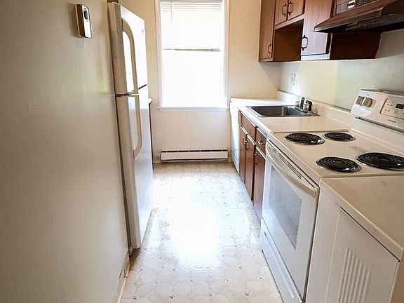 4th image of 404 Woodcliff Ave #2-103