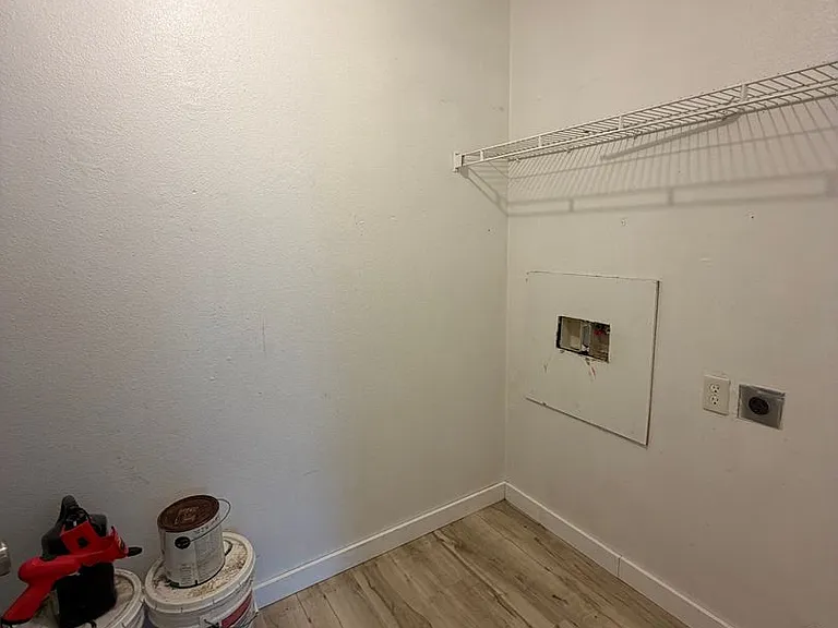 4031 White Oak Rd — Photo 13