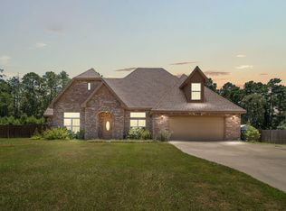 233 Kas Rd, Leesville, LA 71446