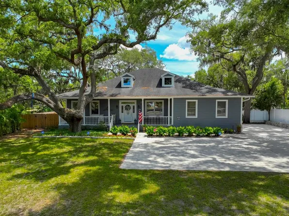2351 NE Coachman Rd, Clearwater, FL 33765