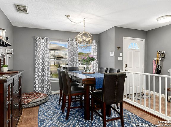 5th image of 9506 Shining Elm Dr