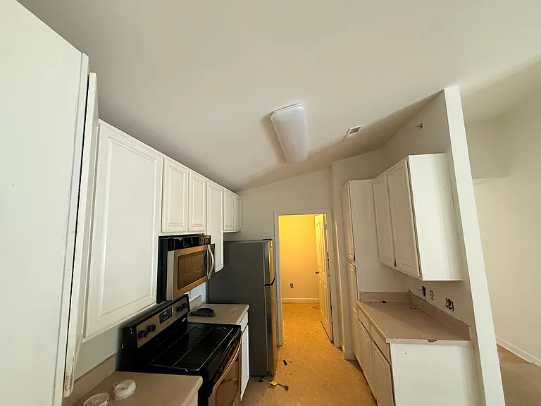 10680 Hill Point Ct — Photo 1