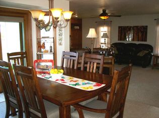 1564 Ponderosa Ave, Green Bay, WI 54313