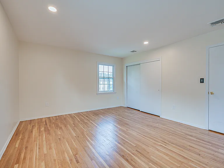 841 Walnut St #2 — Photo 6