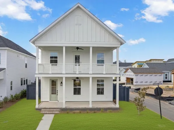 726 Rumbling Leaf Ln, Summerville, SC 29486