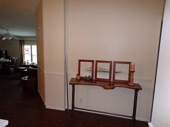3rd image of 4600 Delmar Dr #578