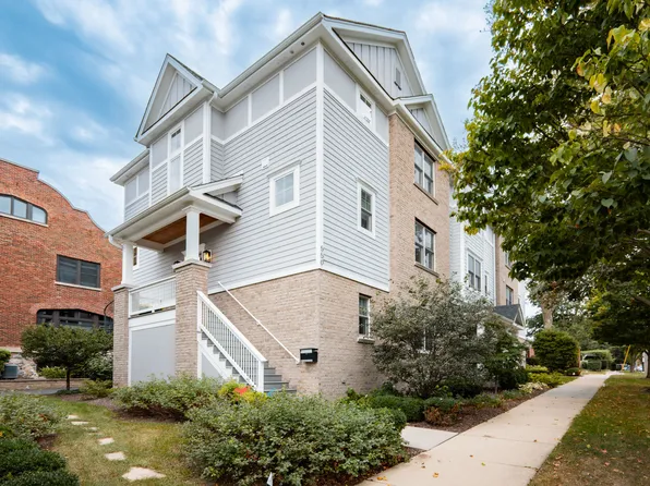 550 Ohio Ave #550, Saint Charles, IL 60174