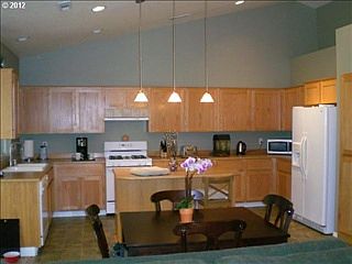 3rd image of 1324 SE 187th Ave