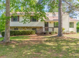 2170 Pinewood Dr, Covington, GA 30016