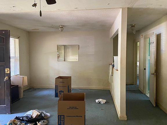 4th image of 7410 Joy Dr
