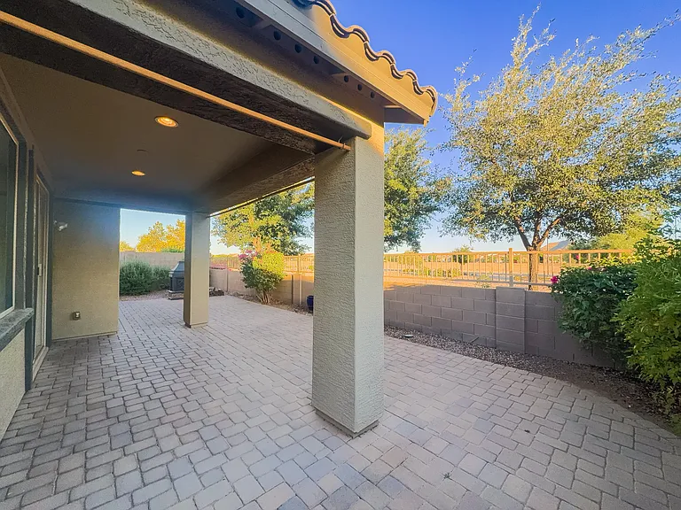 21005 E Pecan Ln — Photo 8