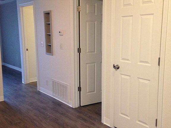 3rd image of 5135 El Camino Ave APT 11