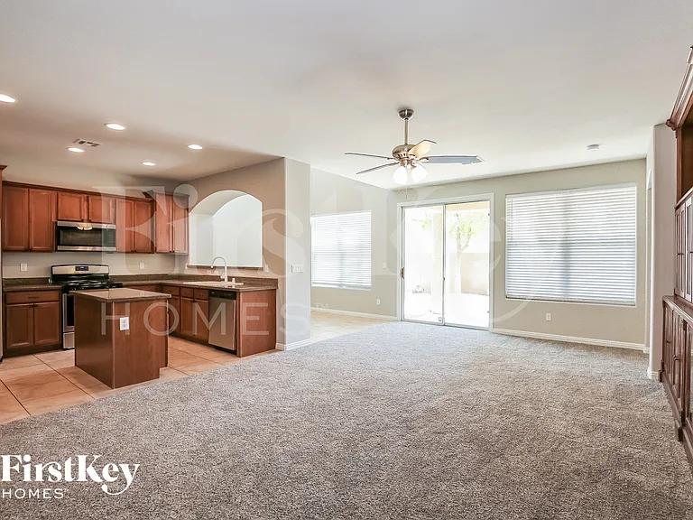 4184 Octans St — Photo 7