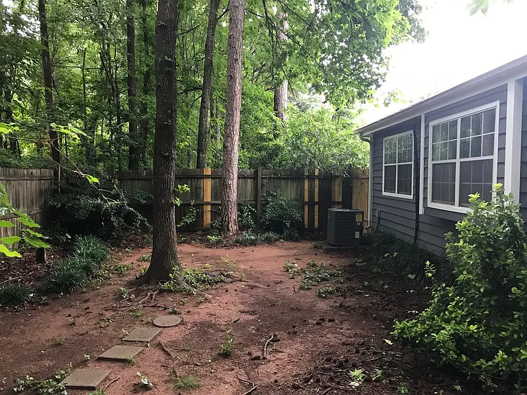 135 Greenwood Ln — Photo 18