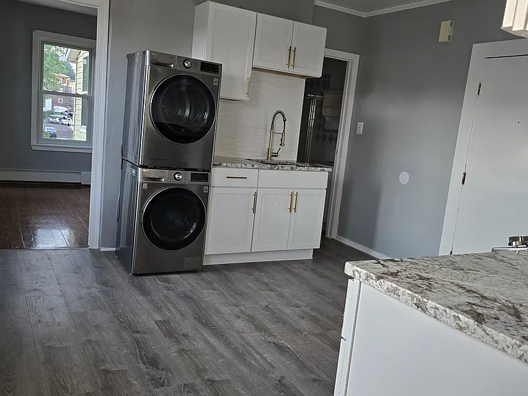 109 Orange St #3 — Photo 1