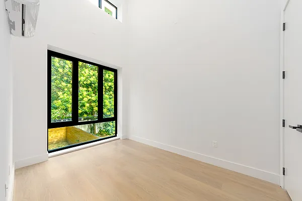 Rented by City Skyline Rentals LLC | media 2