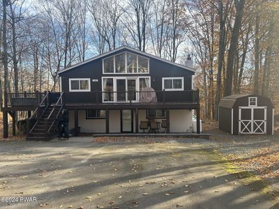 135 Timber Ridge Cir, Greentown, PA, 18426