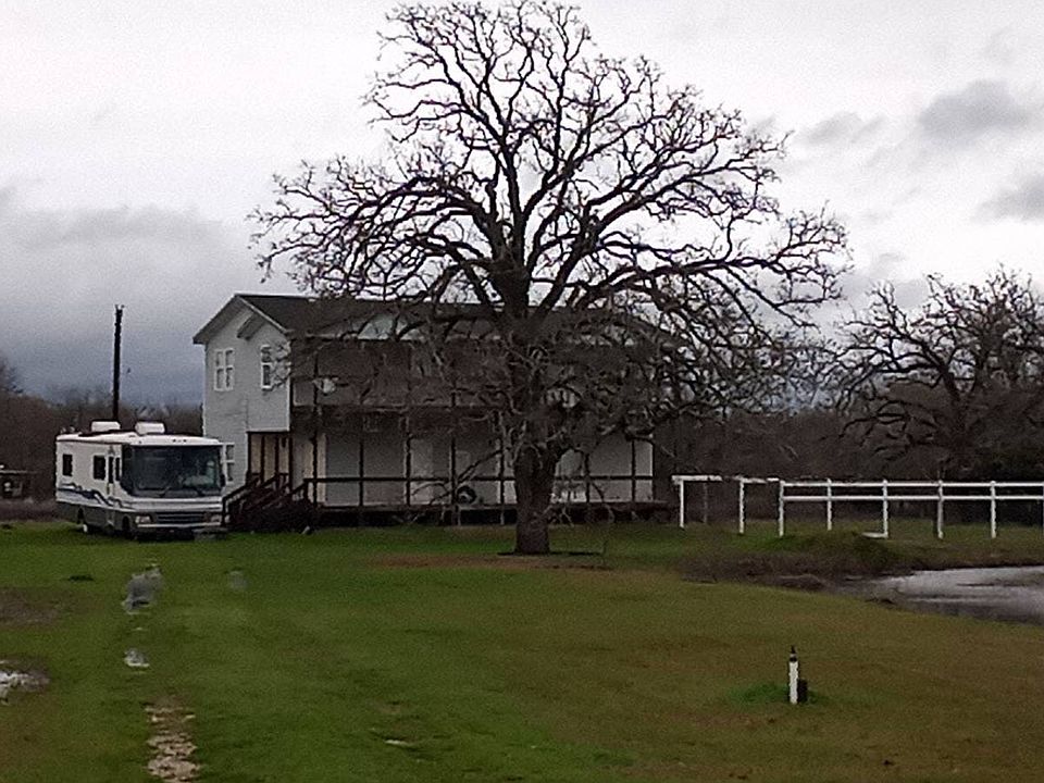 1st image of 4749 Sagebrush Dr