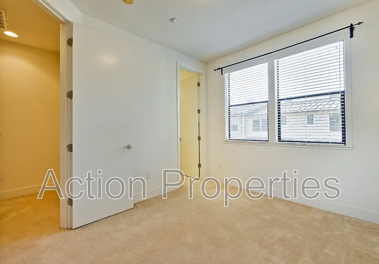 4206 Rickeys Way #I — Photo 24
