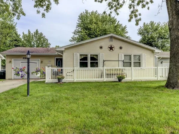 1768 E Barrington Ave, Decatur, IL 62526