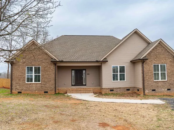 384 Cunningham Rd, Woodruff, SC 29388