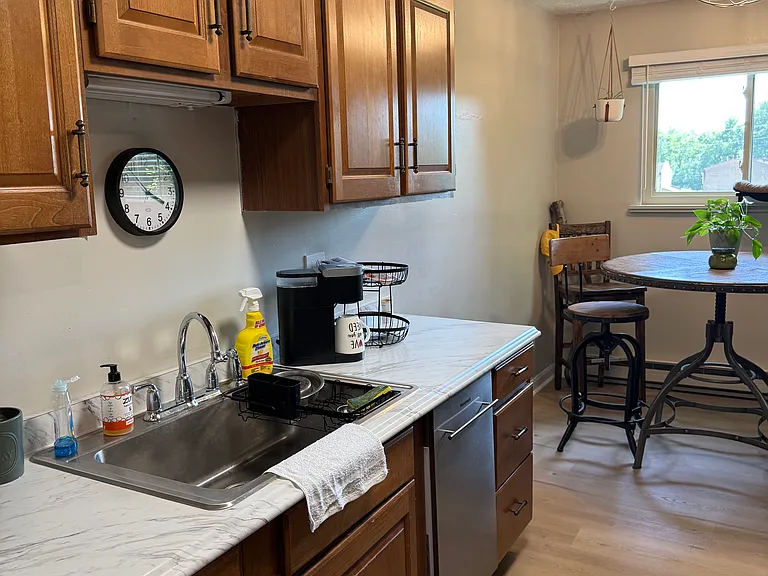 205 Highland Ave #6 — Photo 10