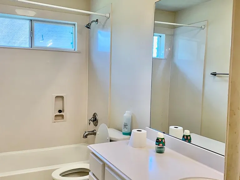 7827 Iris Glen Ln — Photo 10