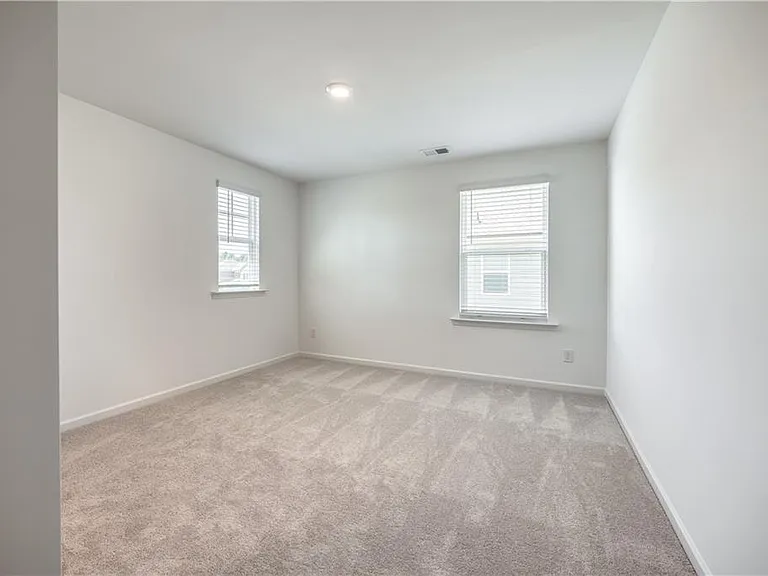 49 Kestrel Dr — Photo 21