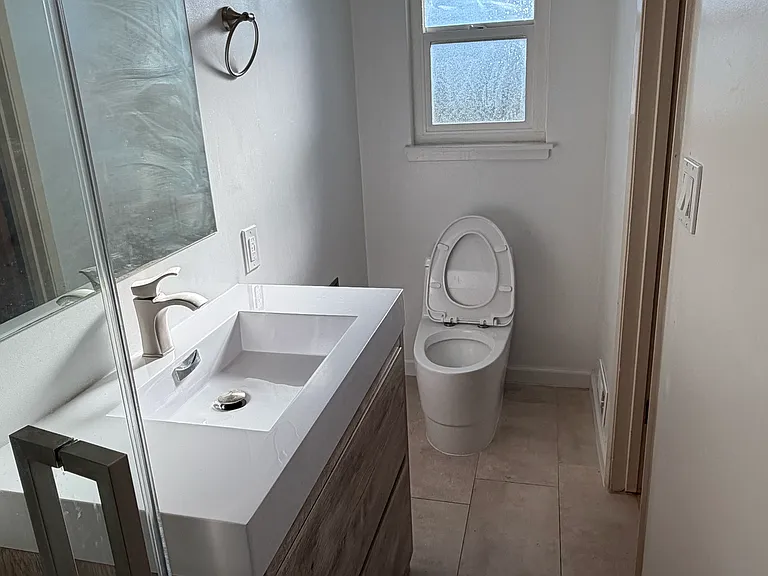 Bathroom #2