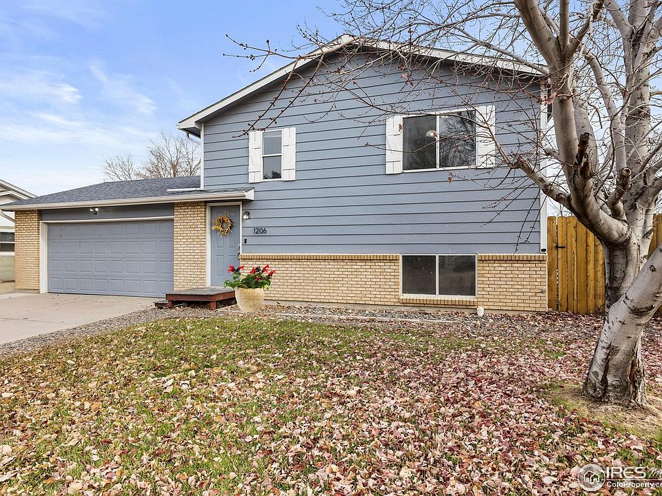 1st image of 1206 Moore Dr