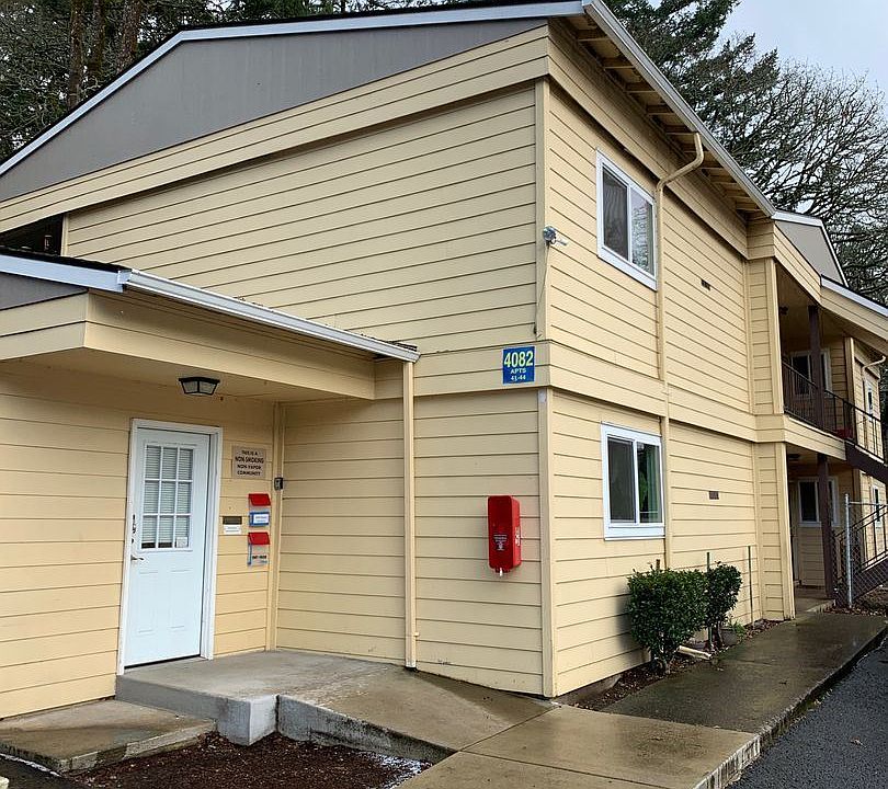 1st image of 4074 Commercial St SE #20